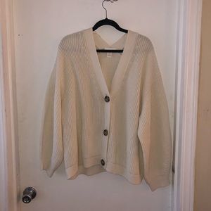 XXL Cream colored H&M cardigan sweater
